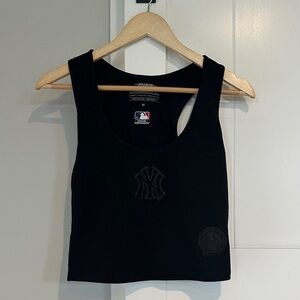NEW NY YANKEES MLB Pro Standard black crop tank M